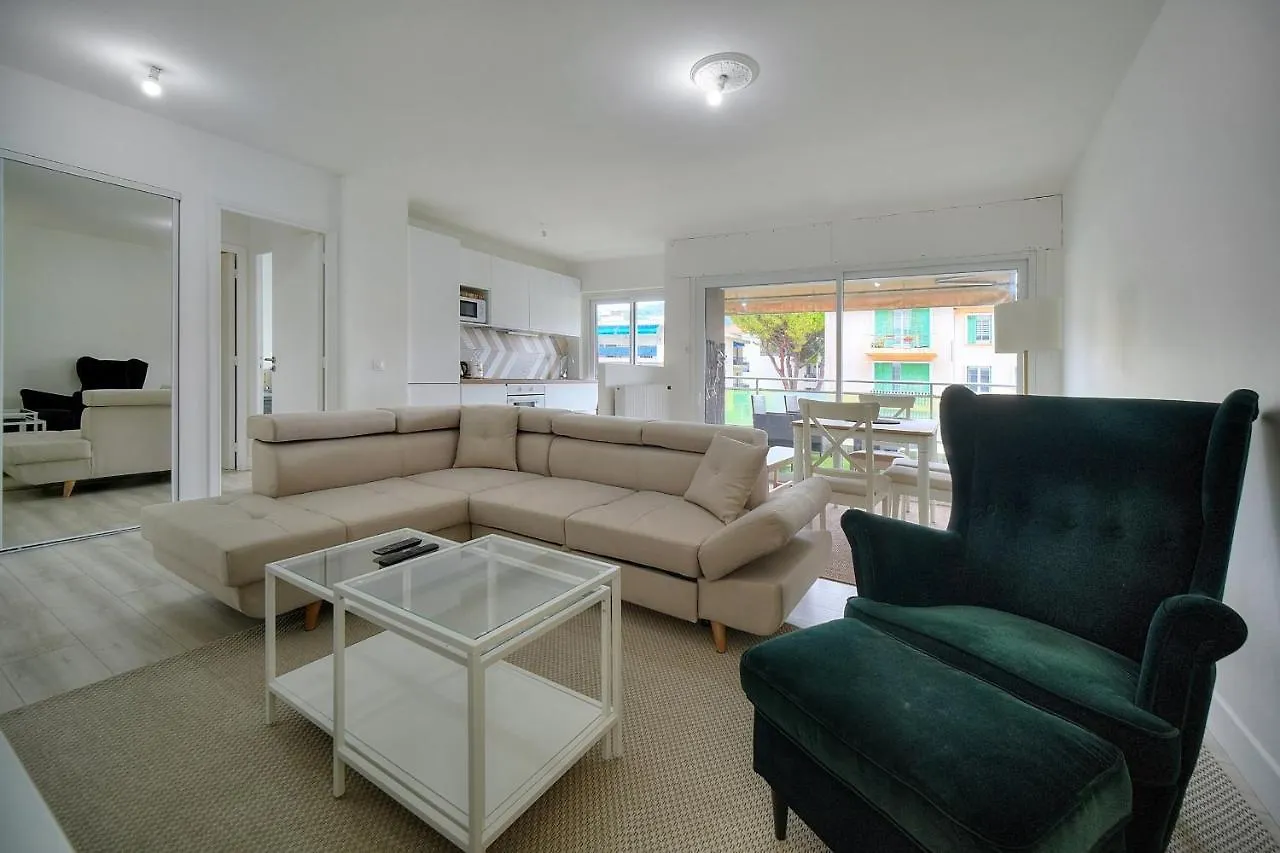 Immogroom - Terrace - Near Shops - Parking - Wifi - Ac Livingroom Cannes Appartamento